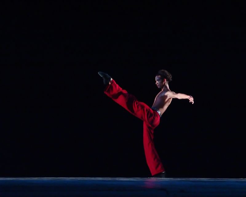 sinfonía para 9 hombres.jpg